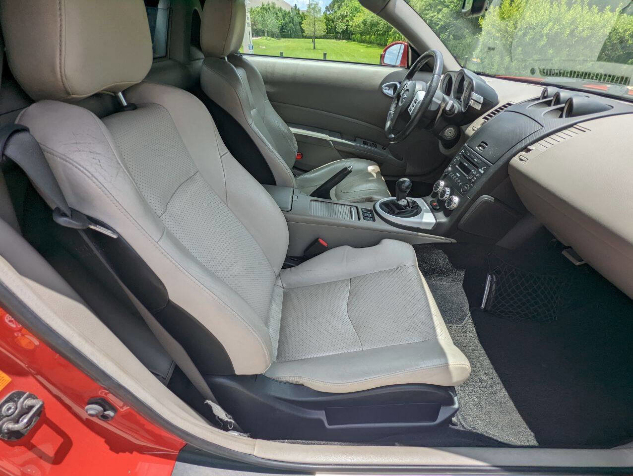 Used 2007 Nissan 350Z Touring image 17