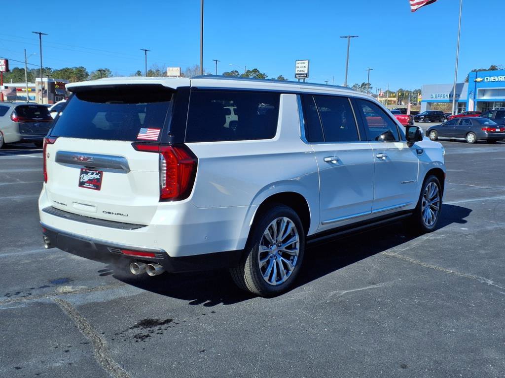Used 2024 GMC Yukon XL Denali w/ Denali Reserve Package image 27
