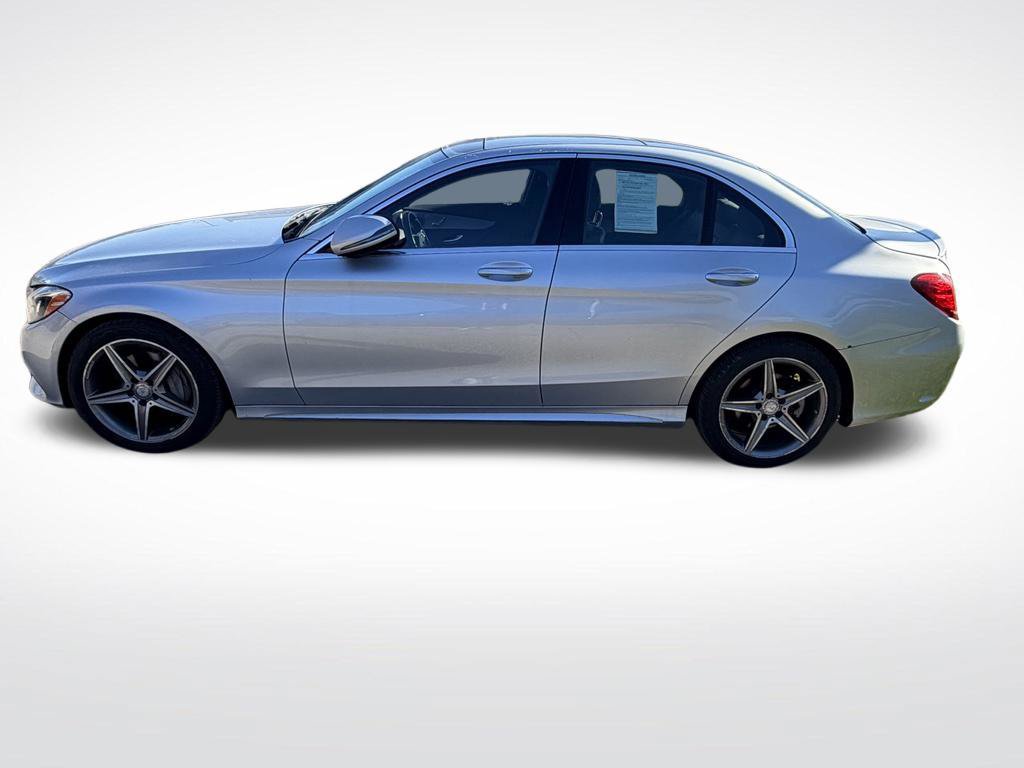 Used 2016 Mercedes-Benz C 300 4MATIC Sedan image 2