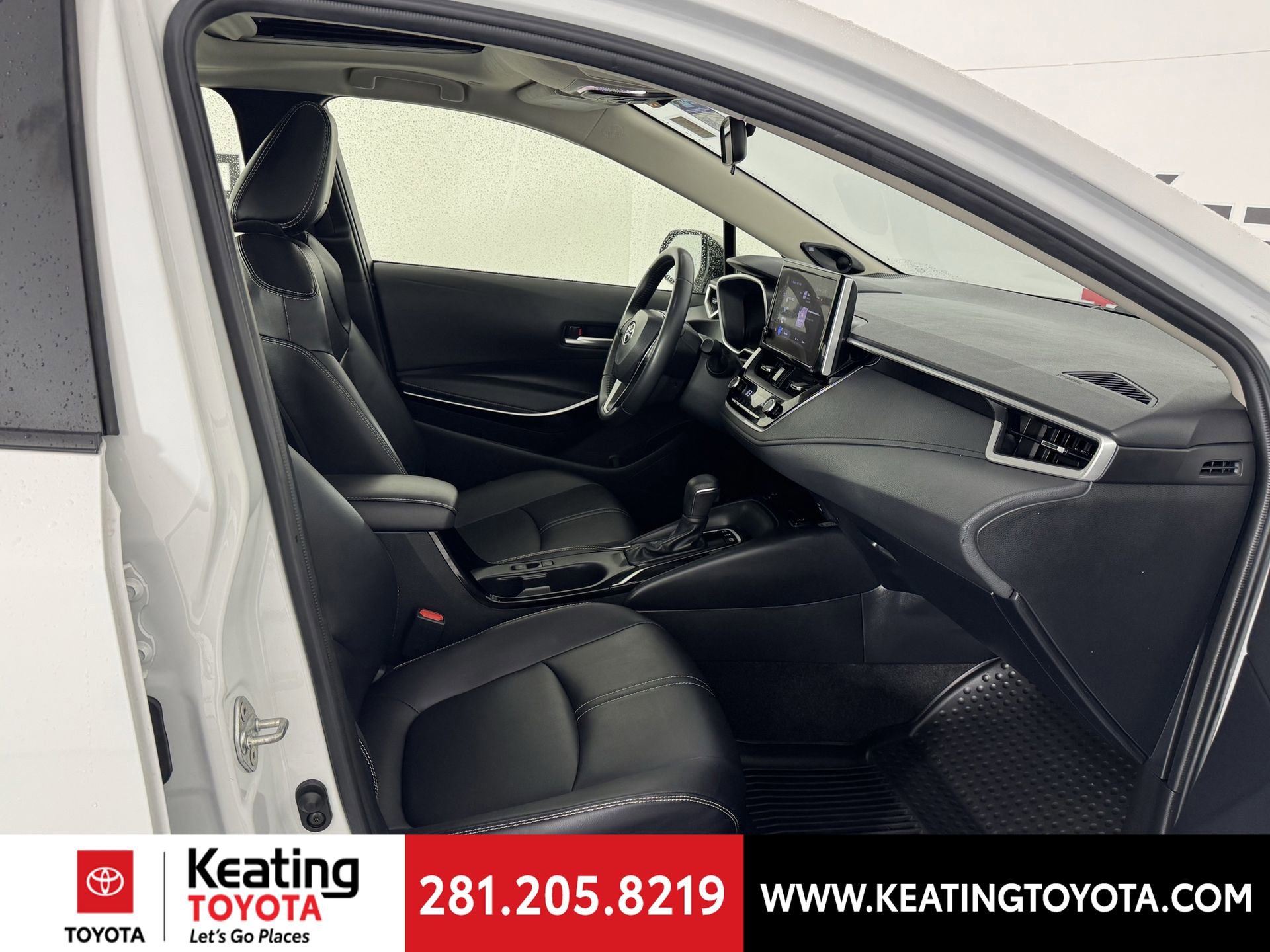 Used 2024 Toyota Corolla XLE image 21