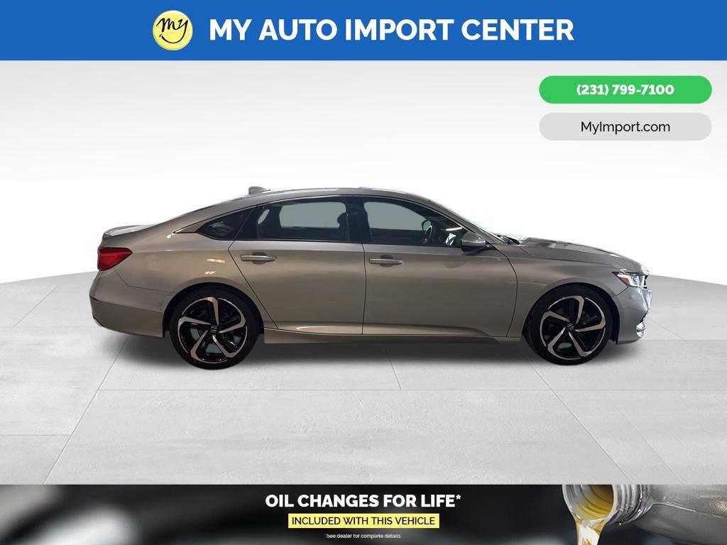 Used 2018 Honda Accord Sport image 8