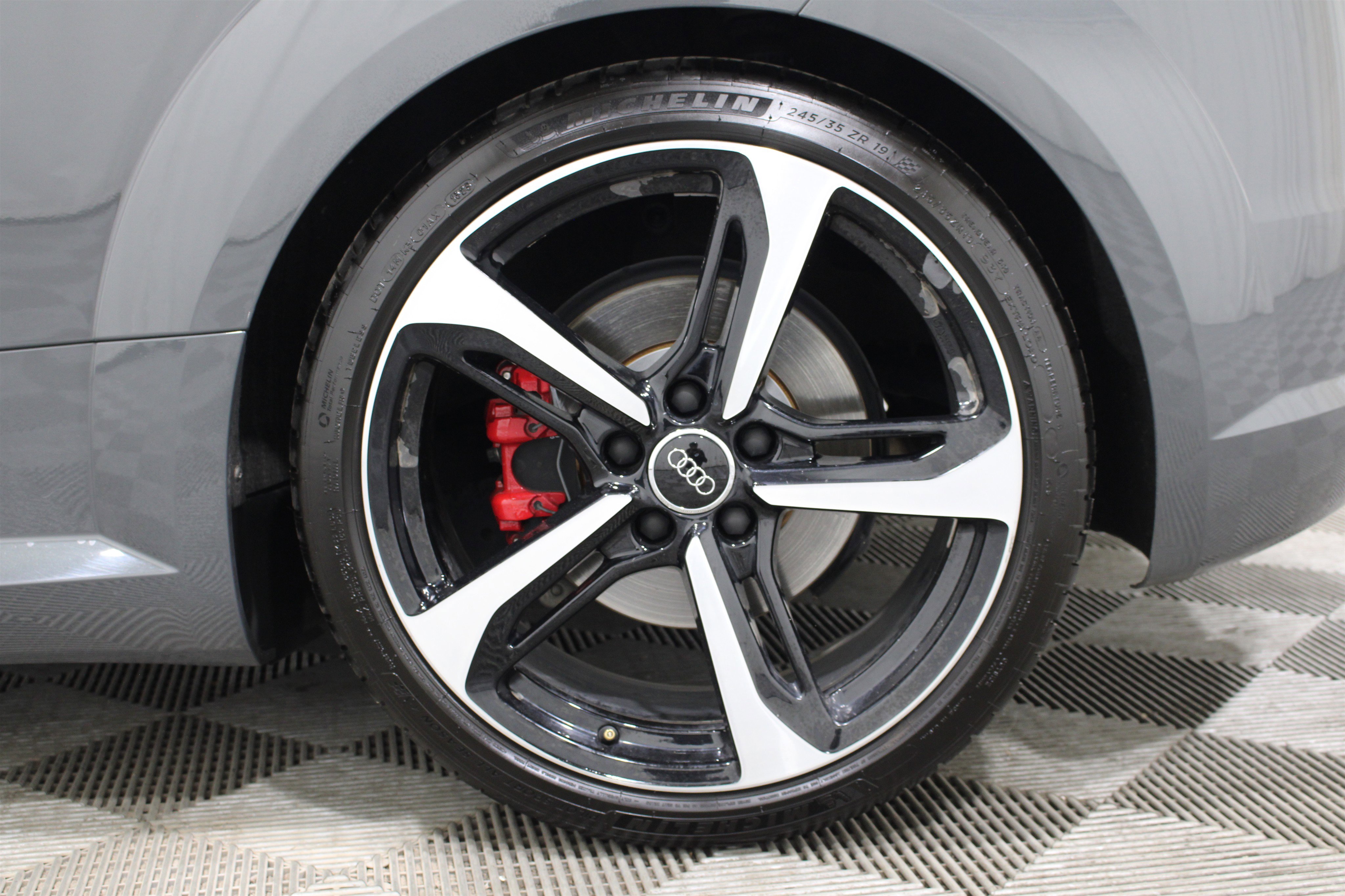 Used 2018 Audi TT 2.0T w/ Technology Package image 36