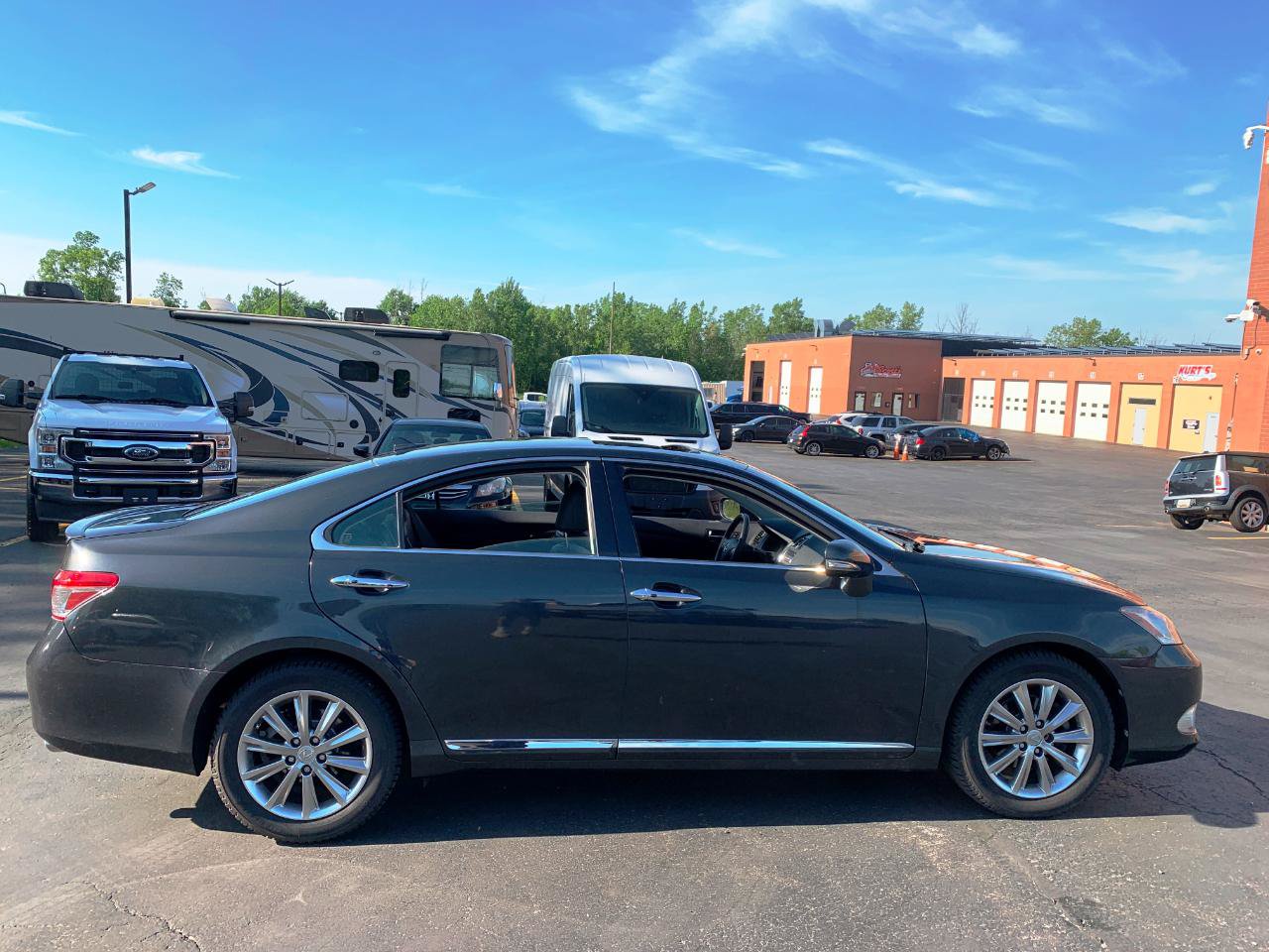 Used 2011 Lexus ES 350 FWD image 3