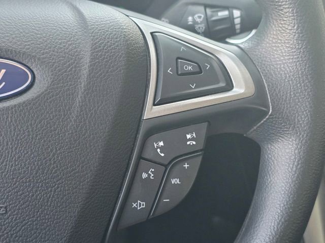 Used 2020 Ford Fusion SE FWD image 28