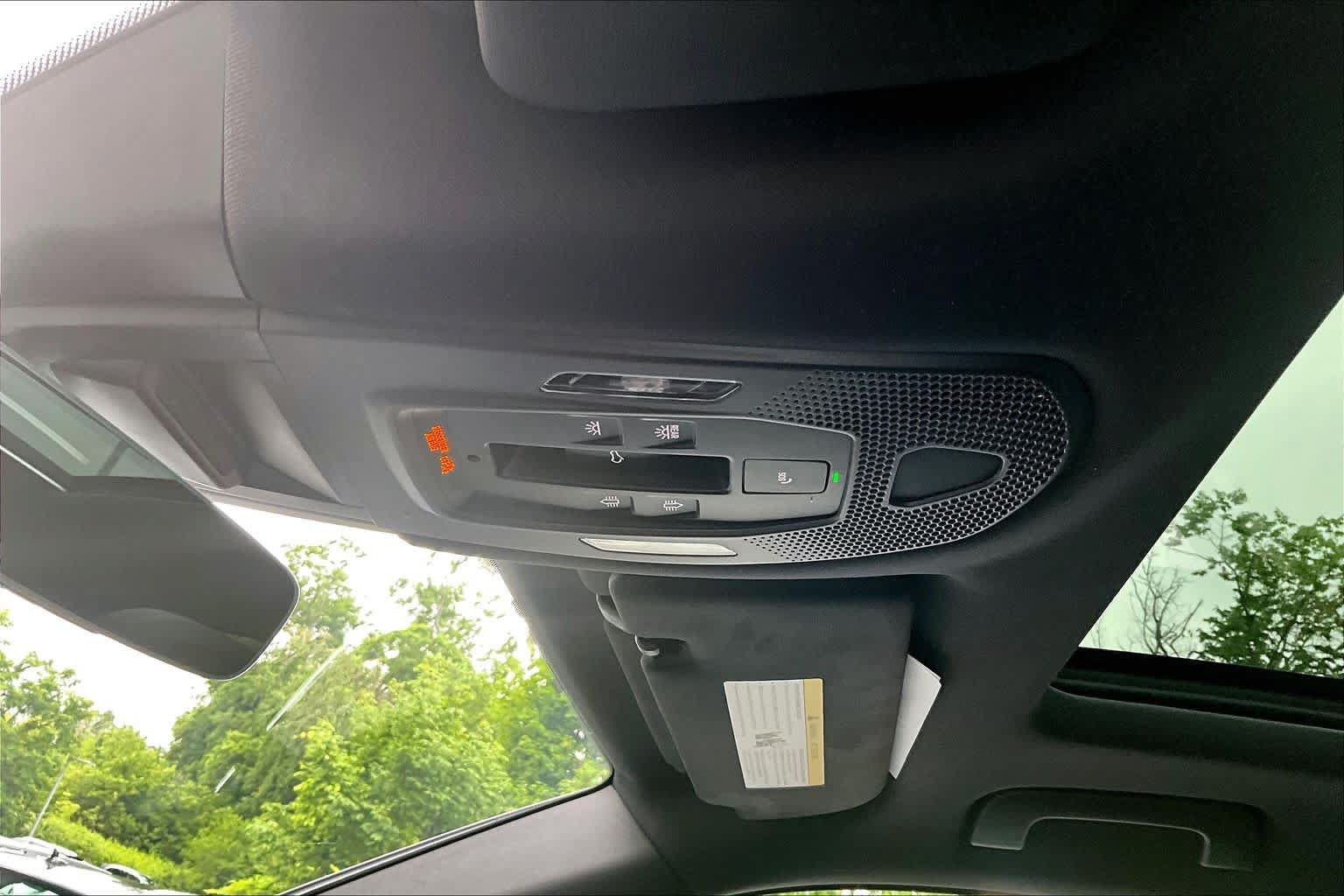 Used 2024 Porsche Cayenne AWD/4WD image 35