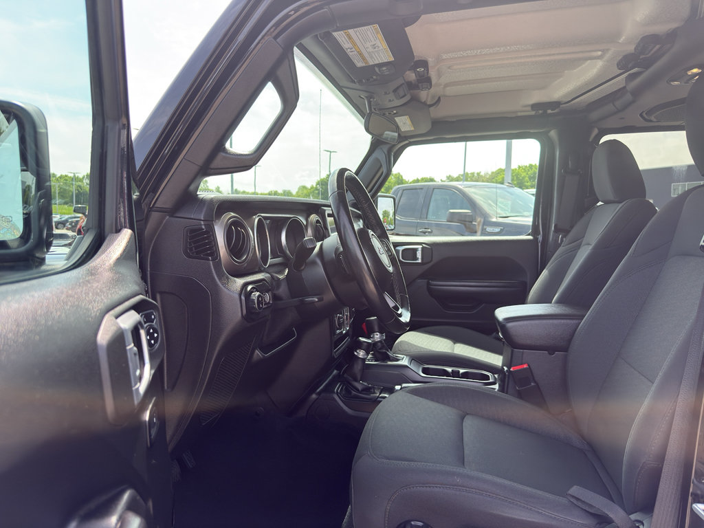 Used 2020 Jeep Gladiator Sport w/ Quick Order Package 24S AWD/4WD image 12