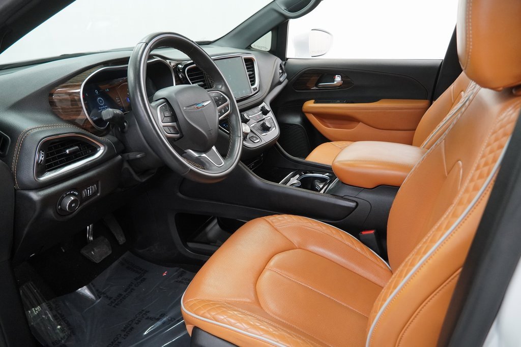 Certified 2021 Chrysler Pacifica Pinnacle image 18
