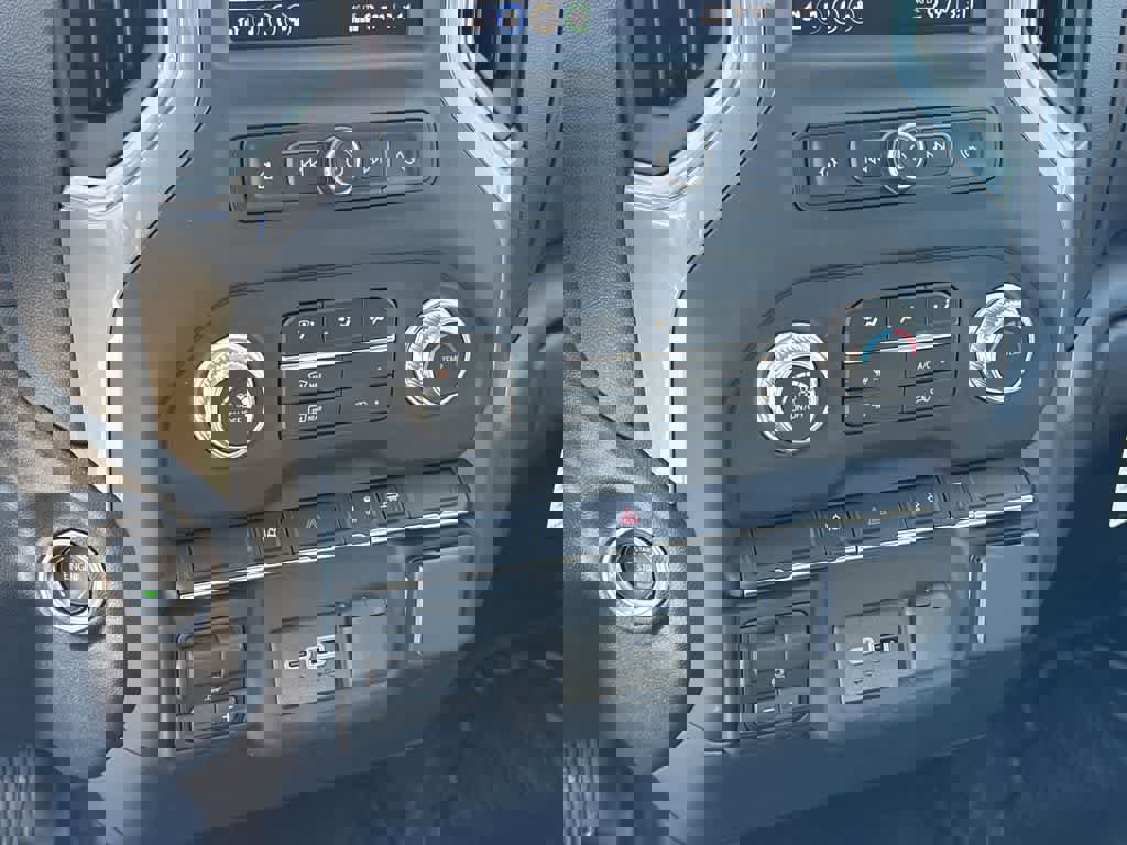 New 2025 GMC Sierra 3500 Pro w/ Convenience Package image 57