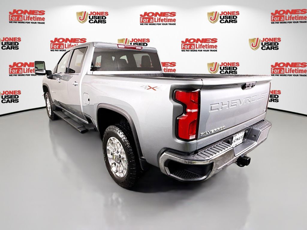 Used 2025 Chevrolet Silverado 2500 LTZ w/ LTZ Convenience Package AWD/4WD image 2