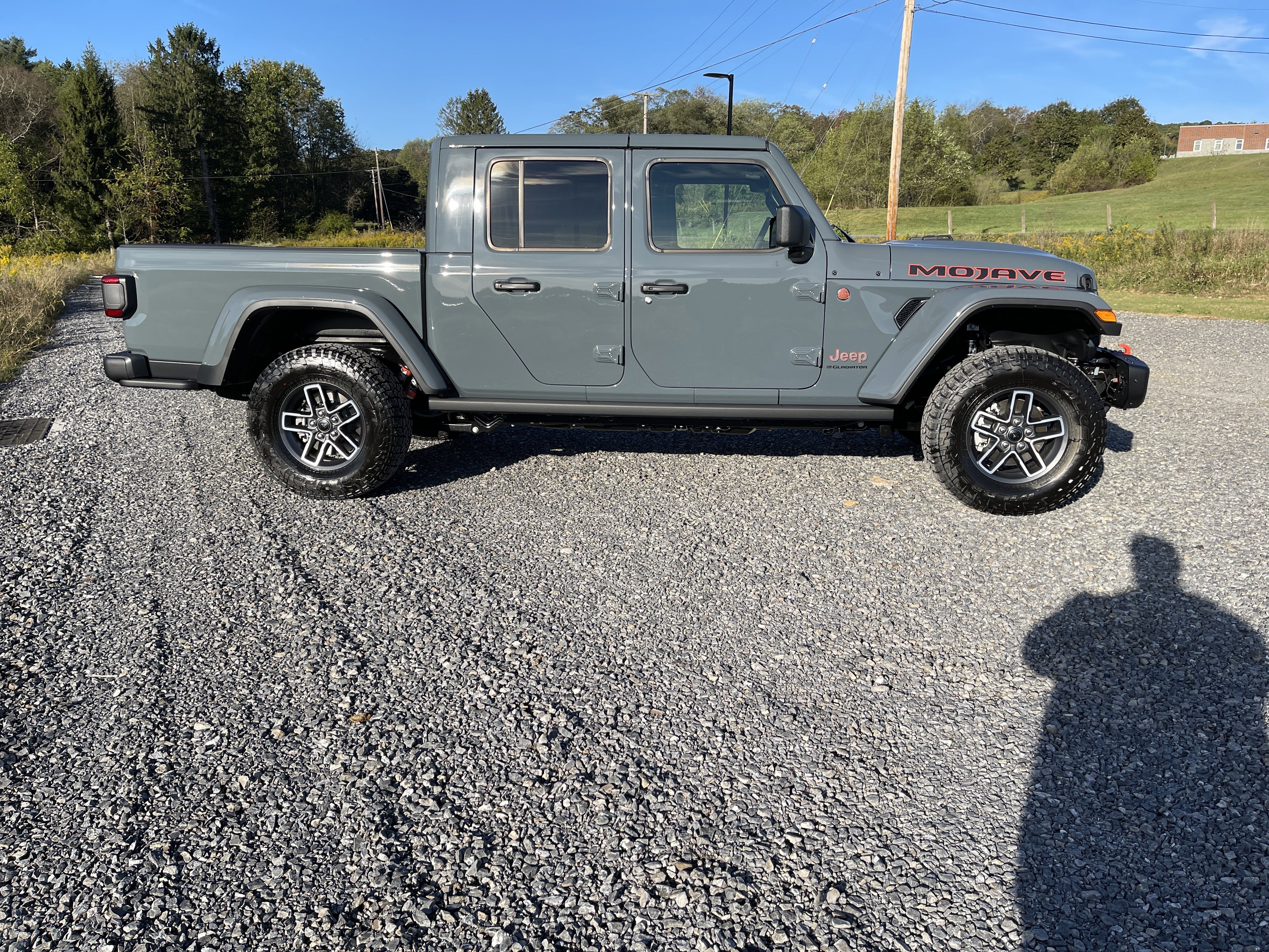 New 2025 Jeep Gladiator Mojave image 5