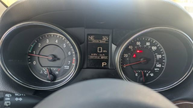 Used 2011 Jeep Grand Cherokee Limited image 27