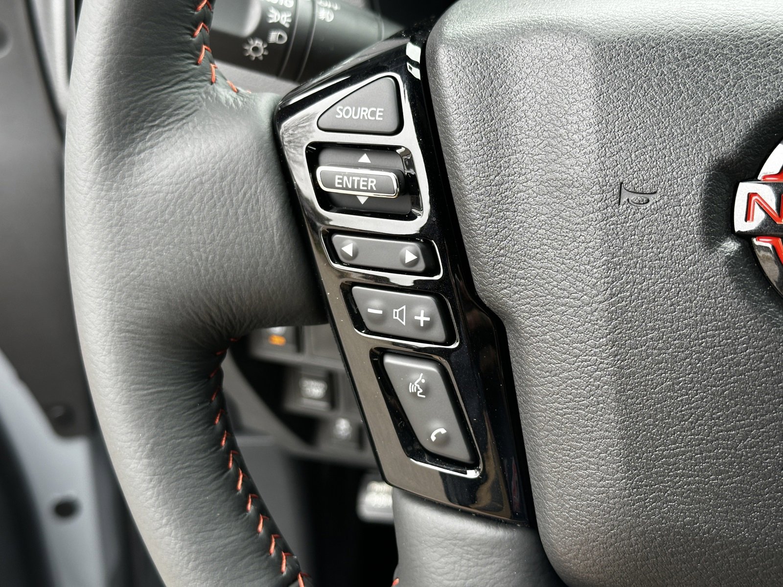 New 2026 Nissan Frontier Pro-X w/ Pro-X Convenience Package image 26