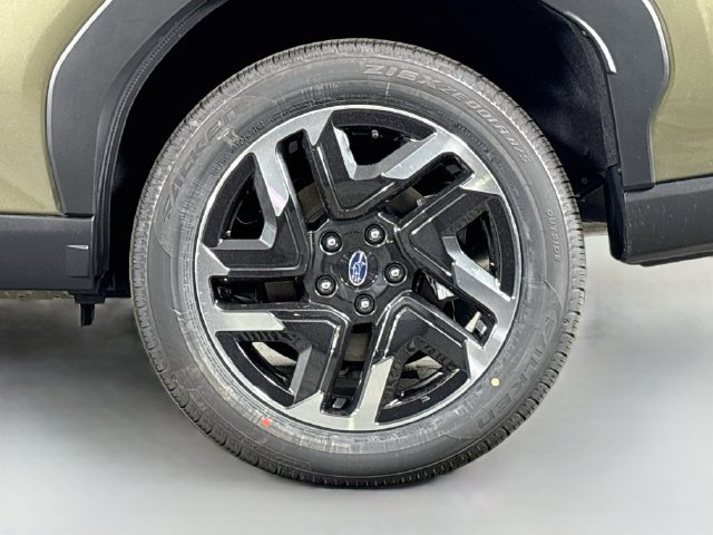 New 2026 Subaru Forester Premium AWD/4WD image 32