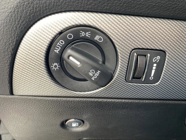 Used 2020 Dodge Durango R/T w/ Blacktop Package image 25