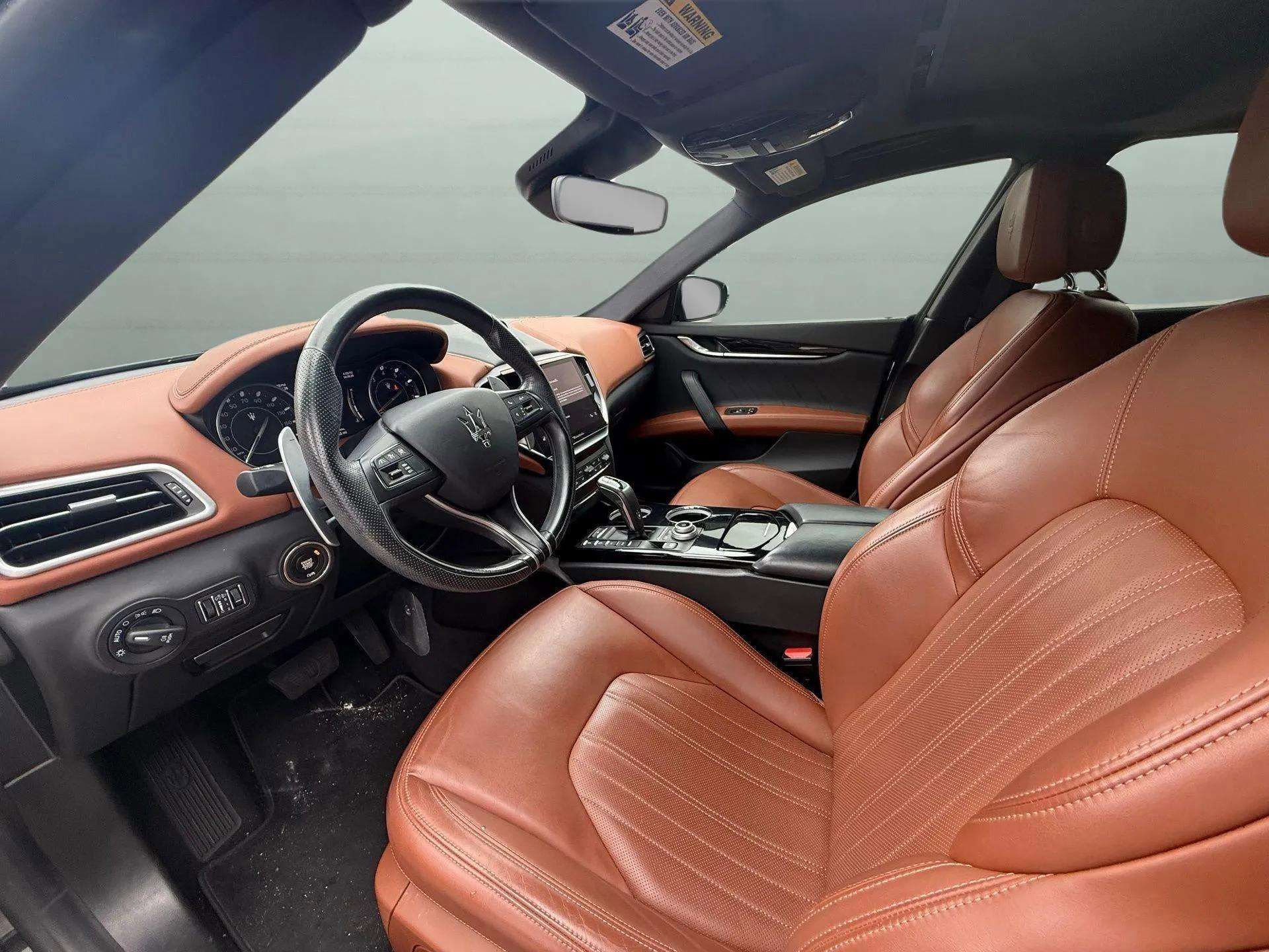 Used 2022 Maserati Ghibli Modena image 31