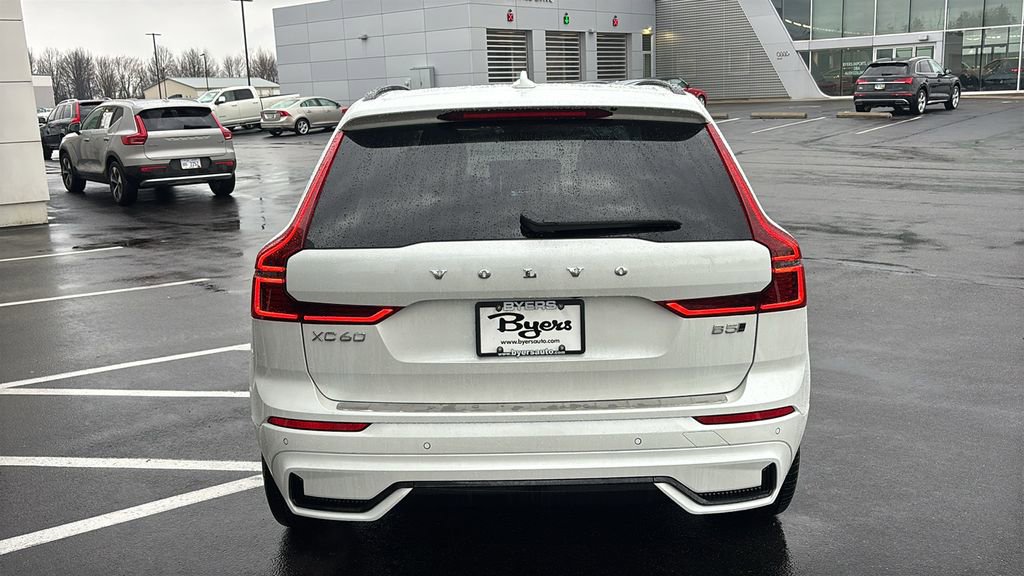 New 2026 Volvo XC60 B5 Plus w/ Protection Package Premier image 31