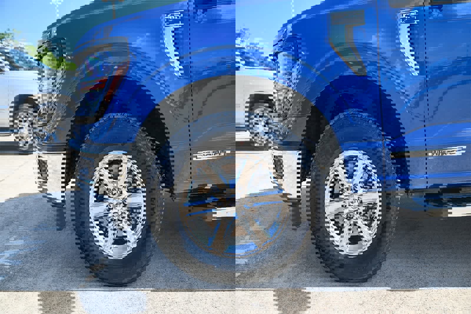 Used 2024 Ford F150 XLT w/ Mobile Office Package image 25