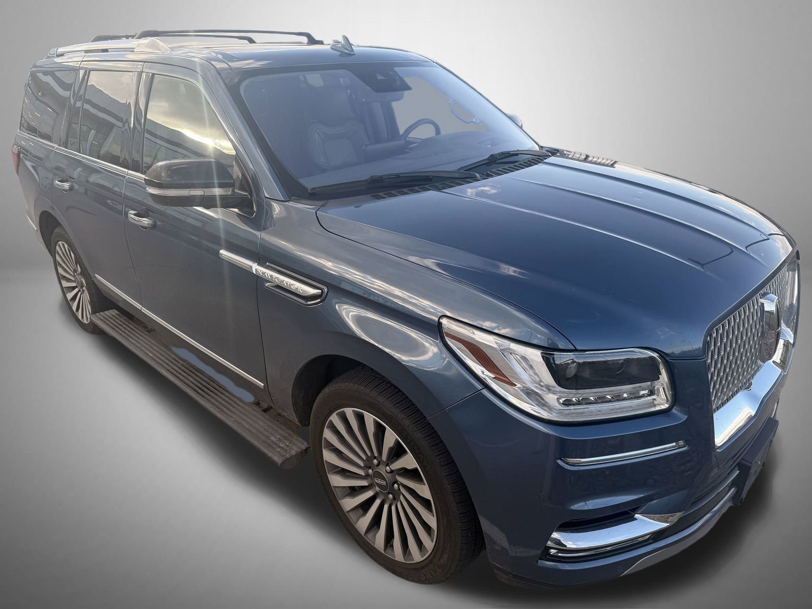 Used 2018 Lincoln Navigator Reserve w/ Technology Package