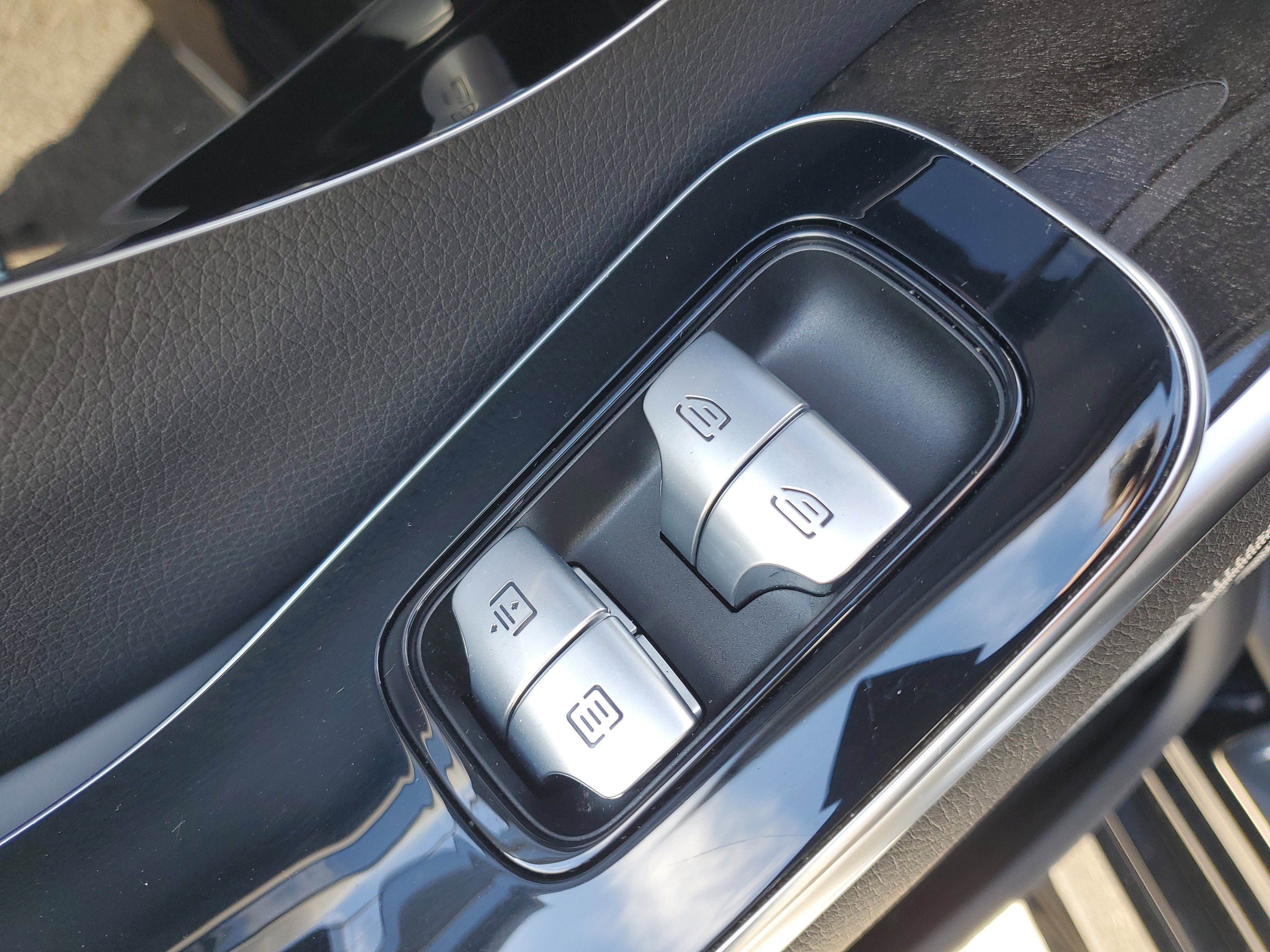 Used 2023 Mercedes-Benz S 500 4MATIC image 28