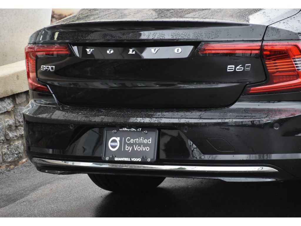 Certified 2025 Volvo S90 B6 Ultra image 30