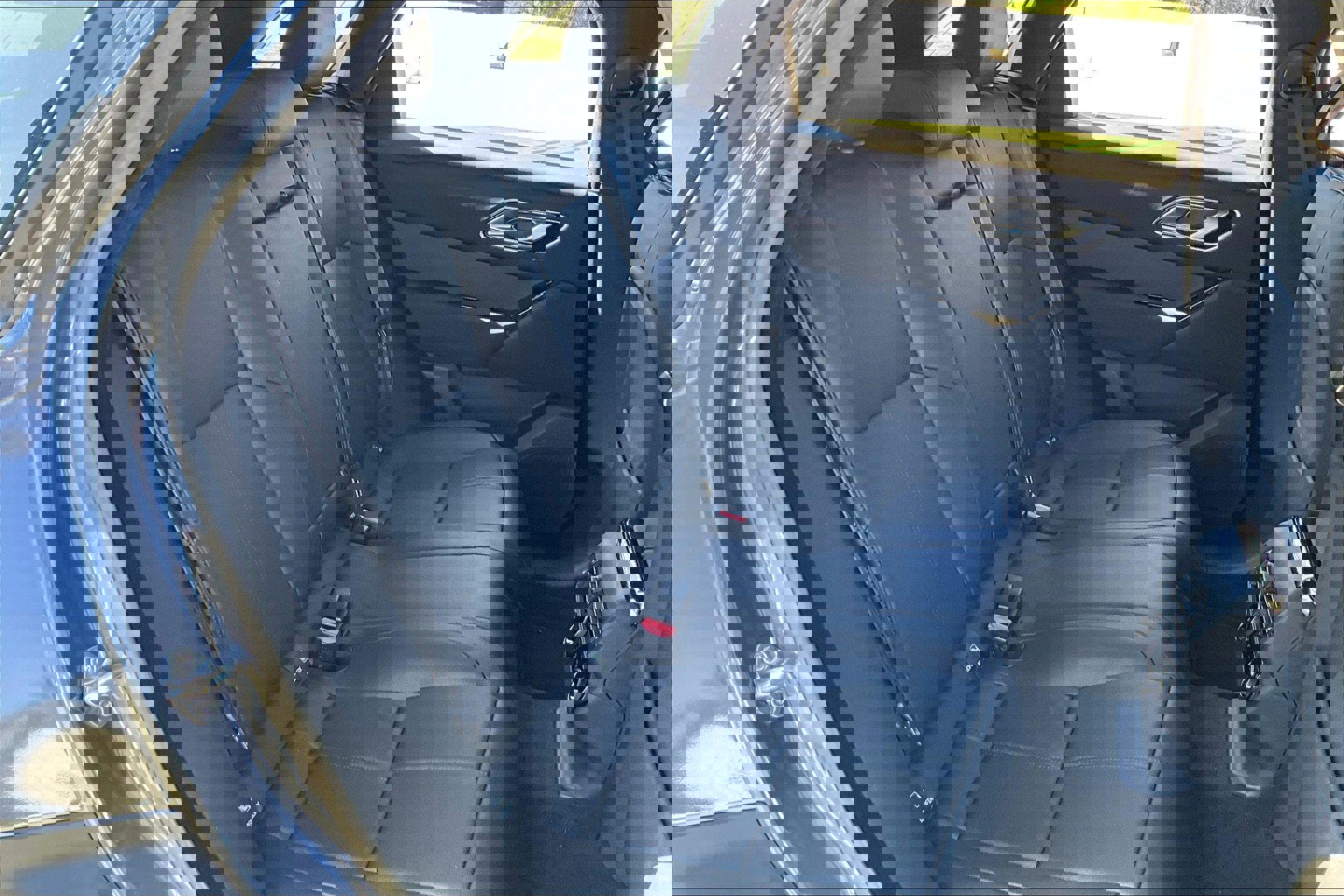 New 2026 Land Rover Range Rover Velar Dynamic SE image 7