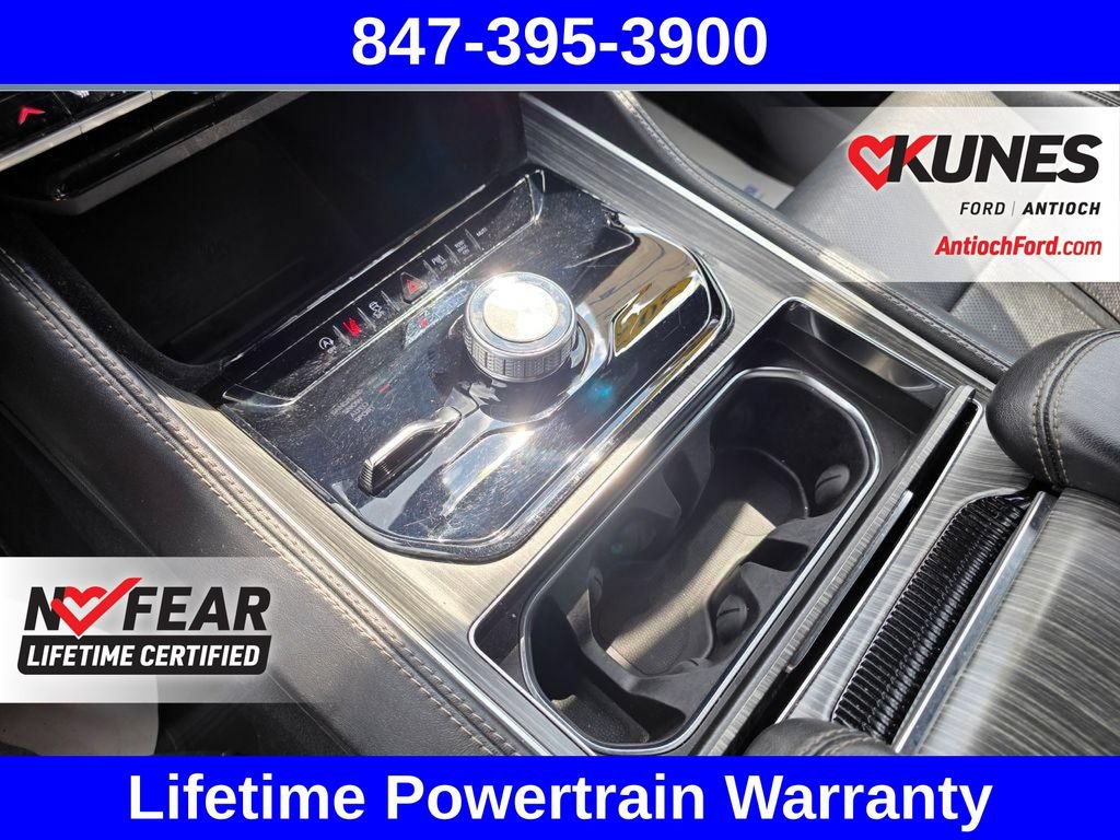 Used 2024 Jeep Wagoneer L Series II w/ Flexible Seating Group AWD/4WD image 52