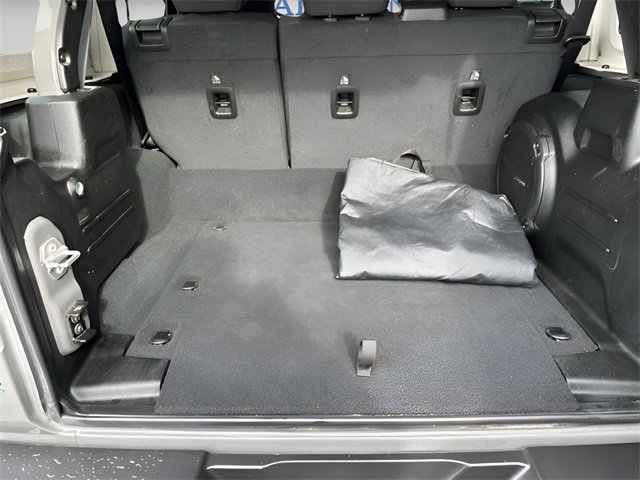 Used 2023 Jeep Wrangler Unlimited image 18
