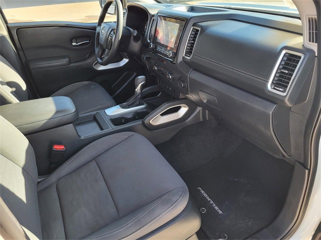 Used 2023 Nissan Frontier SV image 20