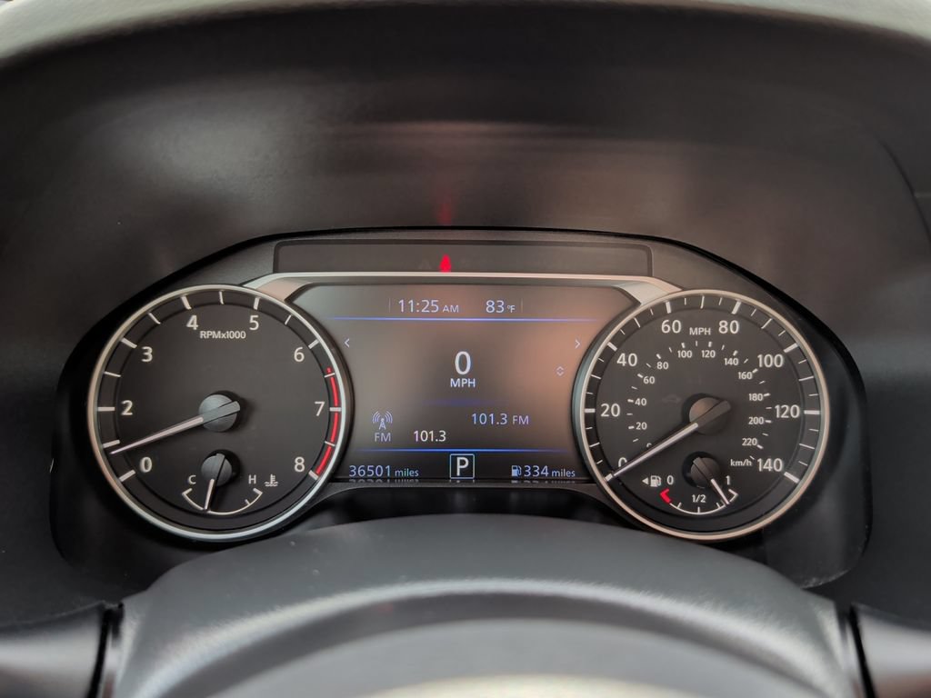 Used 2025 Nissan Altima 2.5 SV FWD image 10