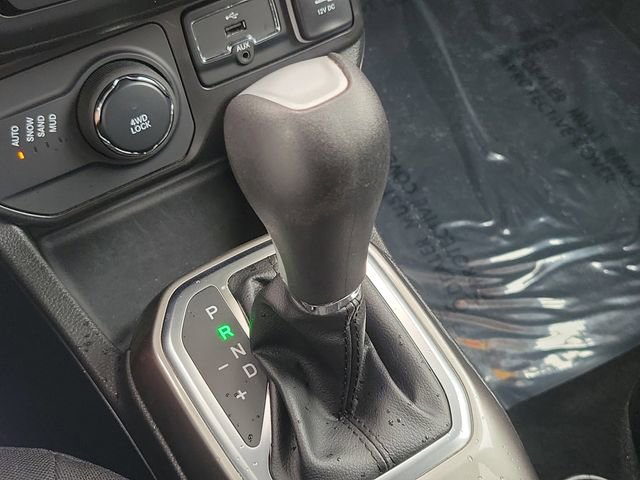 Used 2022 Jeep Renegade Latitude image 30