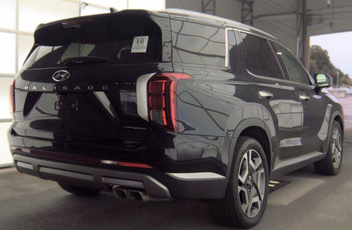 Used 2024 Hyundai Palisade SEL AWD/4WD image 5