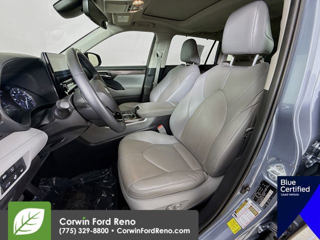 Used 2021 Toyota Highlander Limited image 24