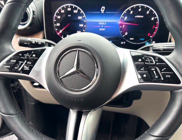Used 2023 Mercedes-Benz GLC 300 4MATIC image 18