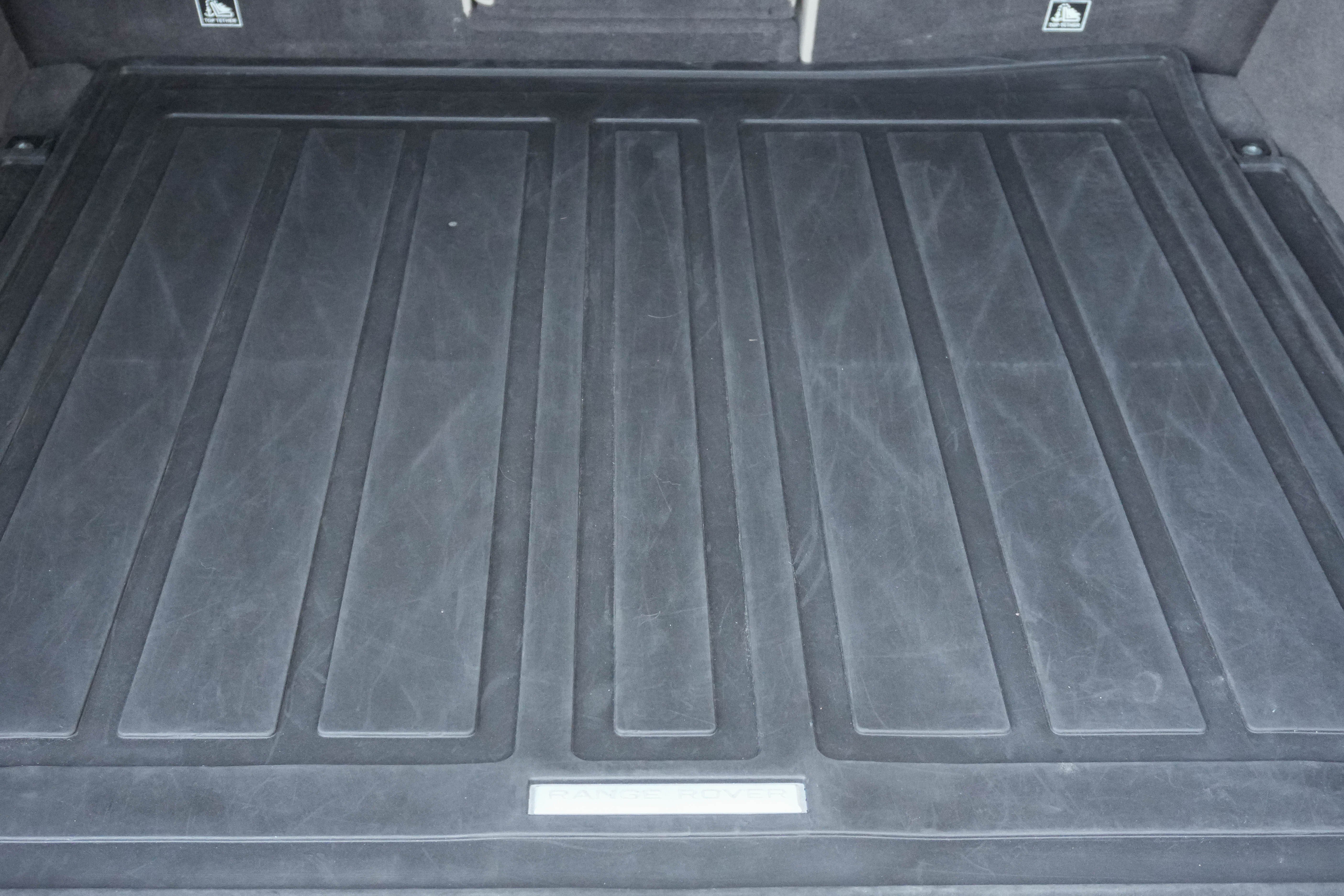 Used 2022 Land Rover Range Rover Sport HSE Silver Edition image 33