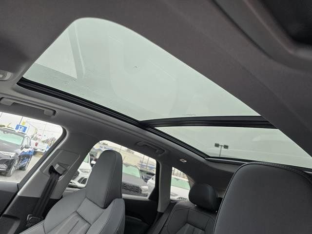 Used 2025 Audi Q5 Premium Plus w/ Premium Plus image 5