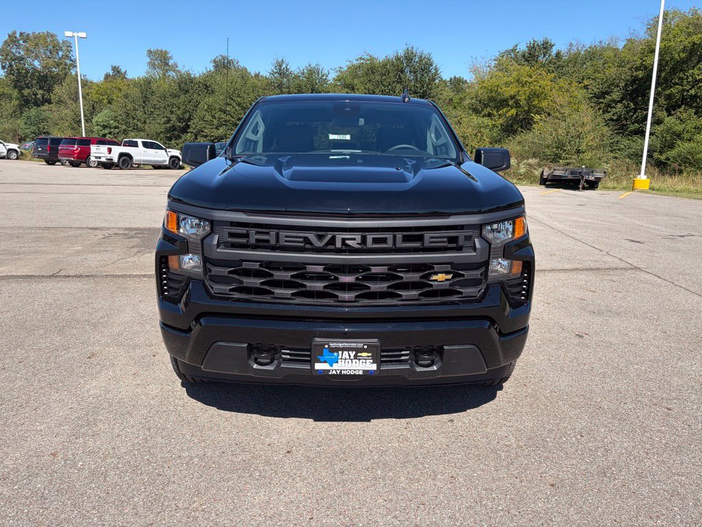 New 2026 Chevrolet Silverado 1500 Custom RWD image 8