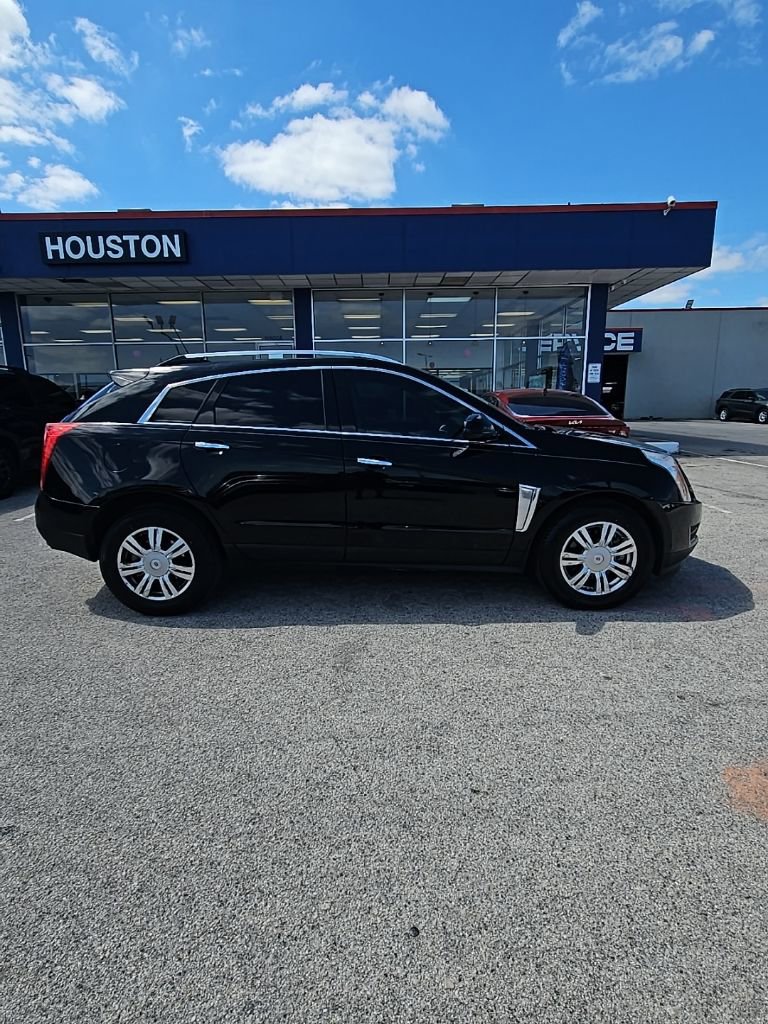 Used 2016 Cadillac SRX Luxury w/ Driver Awareness Package FWD image 8
