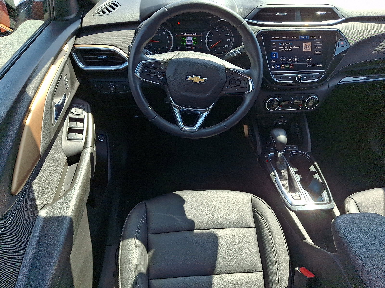 Used 2023 Chevrolet TrailBlazer ACTIV w/ Sun and Liftgate Package image 11