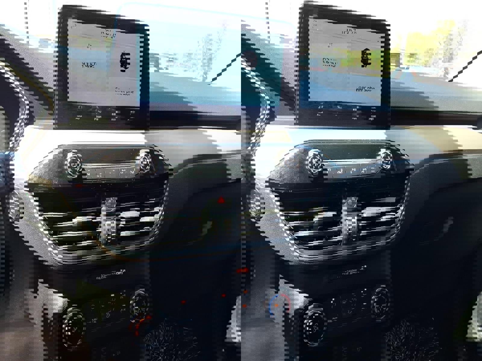 Used 2022 Ford Escape SE AWD/4WD image 11