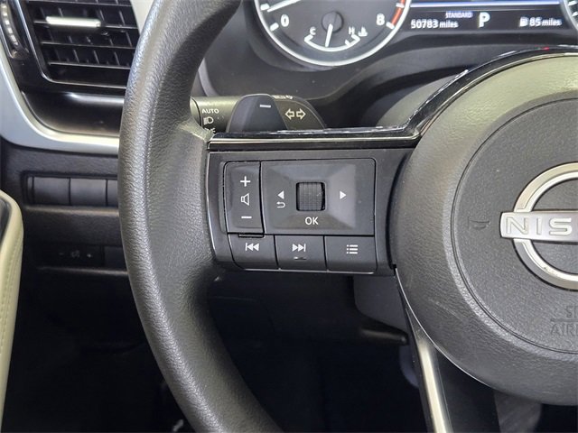 Used 2022 Nissan Rogue SV image 28