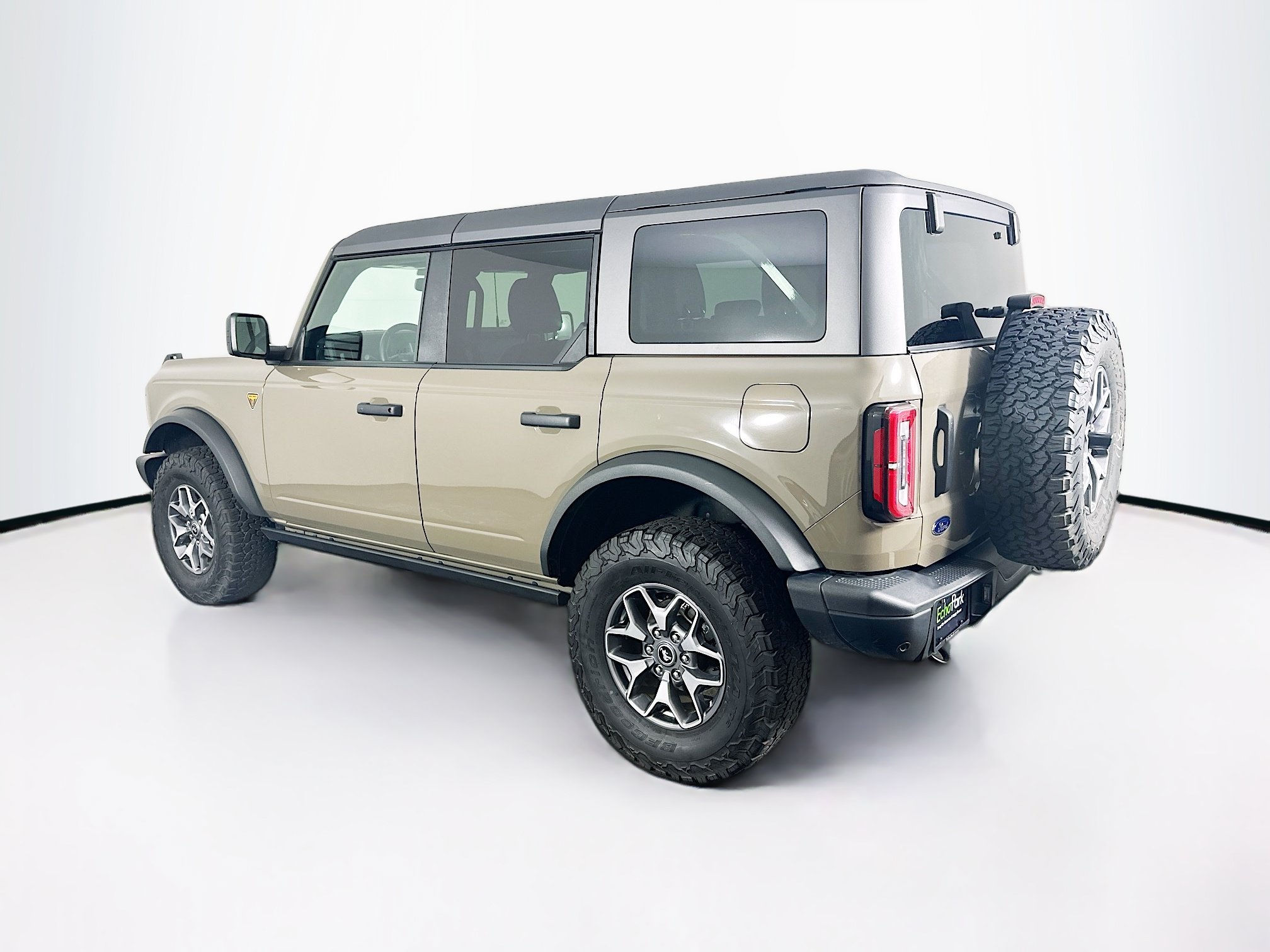 Used 2025 Ford Bronco Badlands AWD/4WD image 5