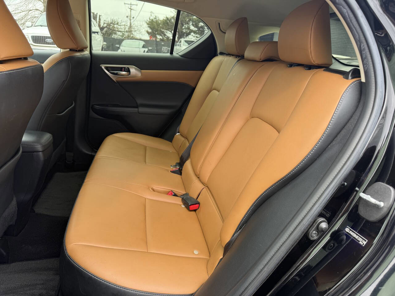 Used 2014 Lexus CT 200h image 11