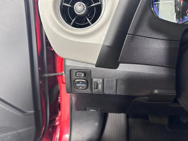 Used 2019 Toyota Corolla LE FWD image 20