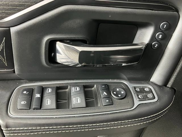 Used 2023 RAM 2500 Limited image 24