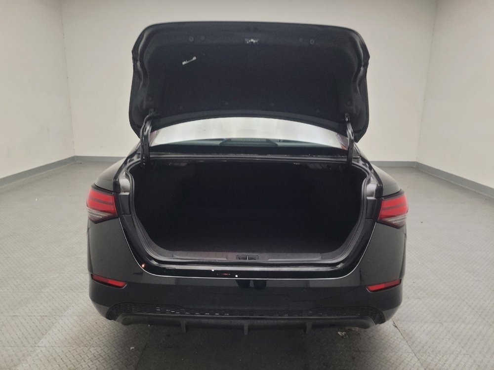 Used 2025 Nissan Sentra SV image 29
