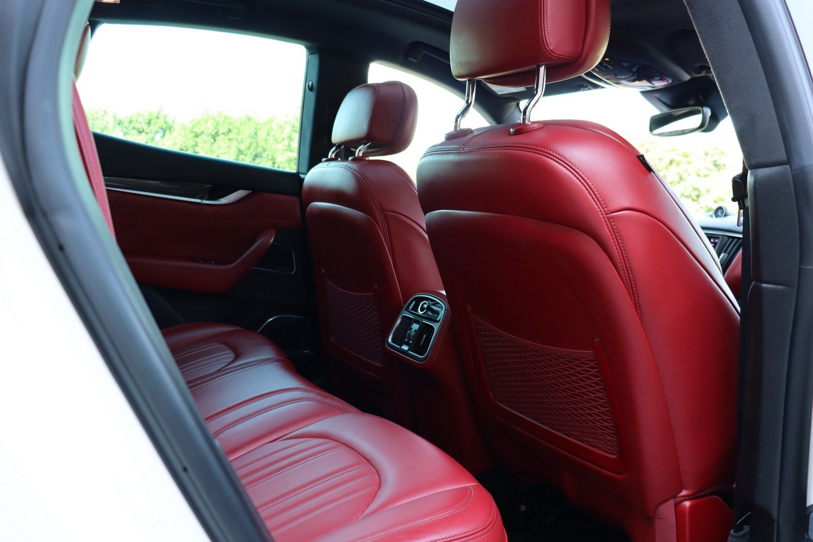 Used 2023 Maserati Levante GT AWD/4WD image 15