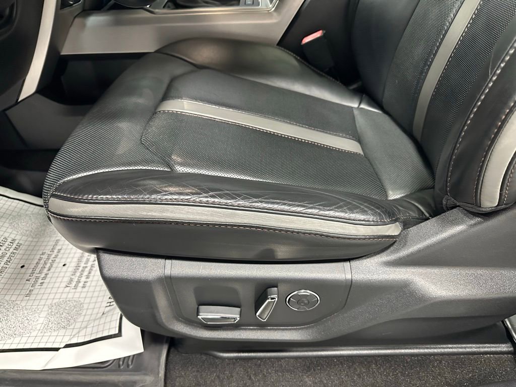 Used 2018 Ford F150 Platinum w/ Equipment Group 701A Luxury image 13