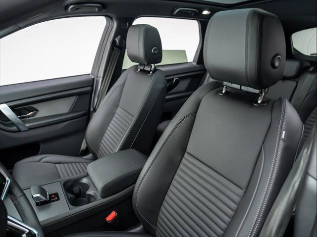 New 2026 Land Rover Discovery Sport Landmark AWD/4WD image 15