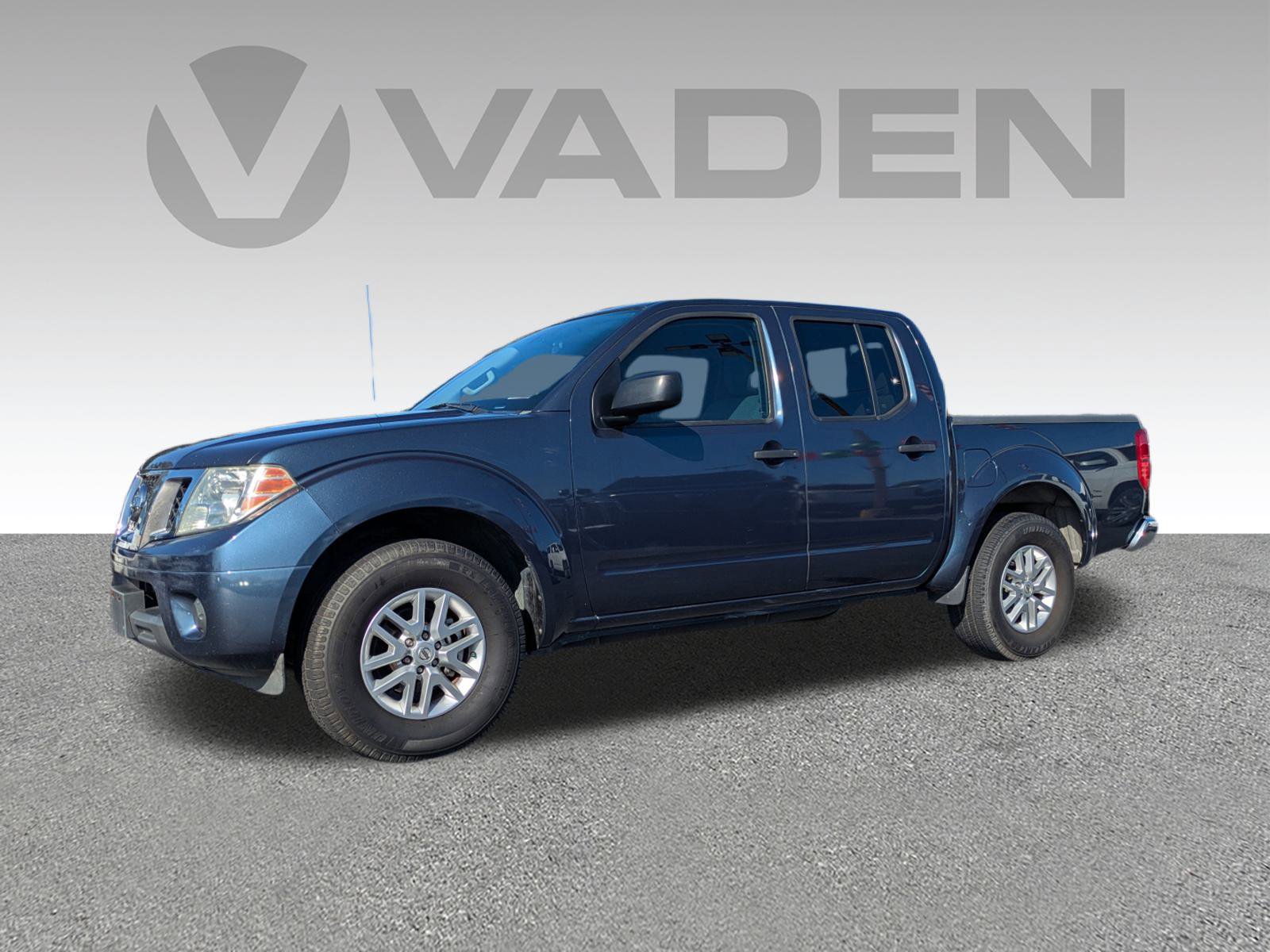 Used 2015 Nissan Frontier SV video 2