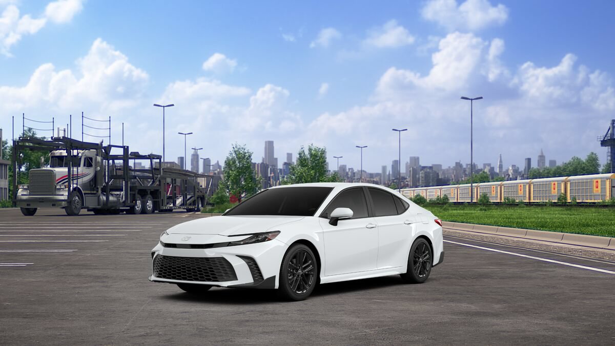 New 2027 Toyota Camry SE FWD image 1